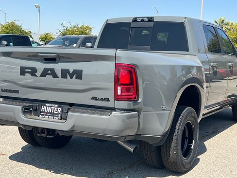 New 2026 RAM 3500 Laramie AWD/4WD image 8