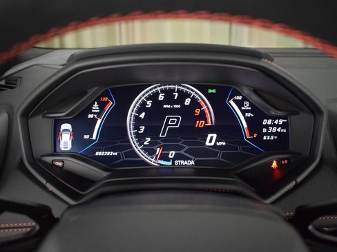 Used 2023 Lamborghini Huracan EVO image 29