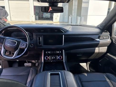 Used 2022 GMC Yukon XL Denali w/ Max Trailering Package image 13