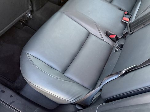 Used 2024 MAZDA MAZDA3 s image 12