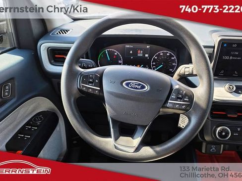 Used 2023 Ford Maverick XLT FWD image 7