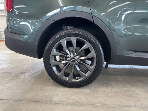 Certified 2023 Kia Sorento SX Prestige AWD/4WD image 40