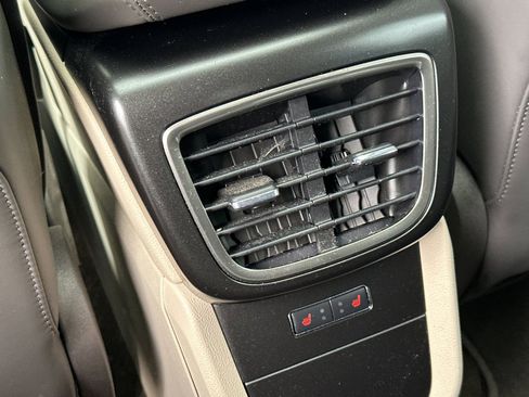 Used 2020 Lincoln Nautilus Reserve w/ Equipment Group 201A image 13