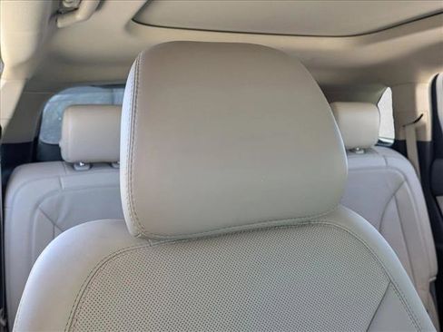 Used 2019 Lincoln Nautilus Reserve image 13