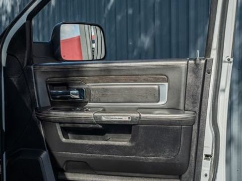 Used 2015 RAM 2500 Limited AWD/4WD image 44
