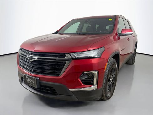Used 2022 Chevrolet Traverse LT w/ Midnight/Sport Edition AWD/4WD image 5