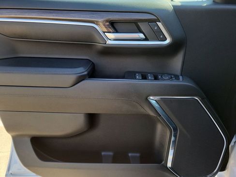 Used 2023 Chevrolet Silverado 1500 RST w/ Redline Edition image 21