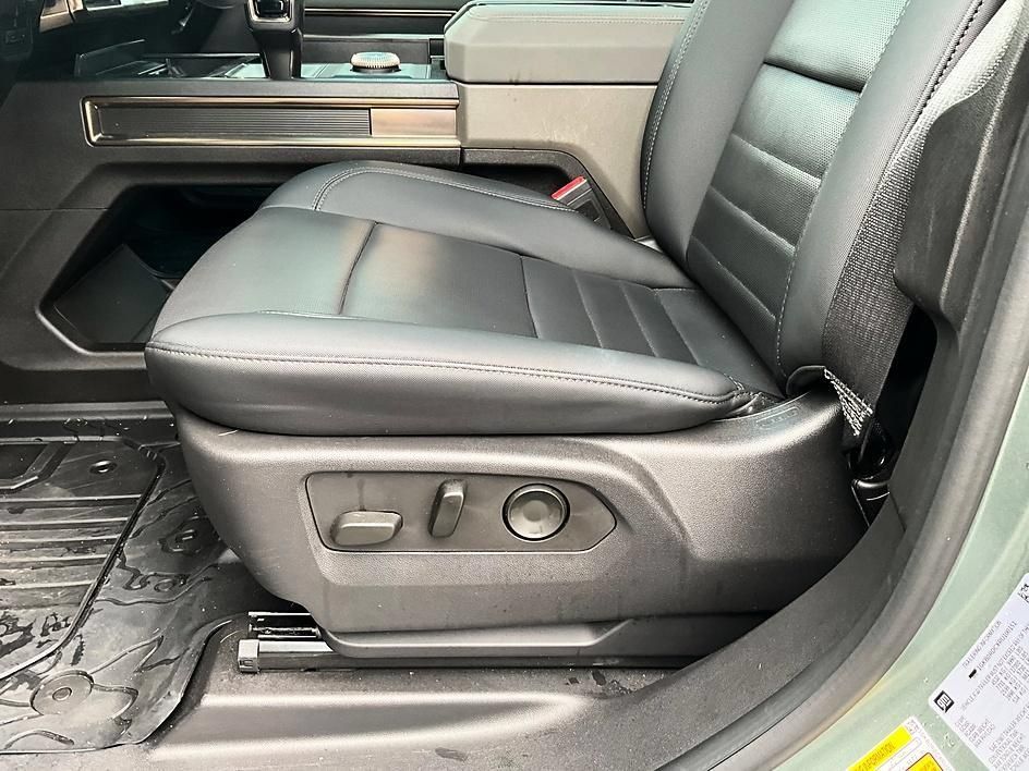 Used 2024 GMC Hummer EV 3X AWD/4WD image 19