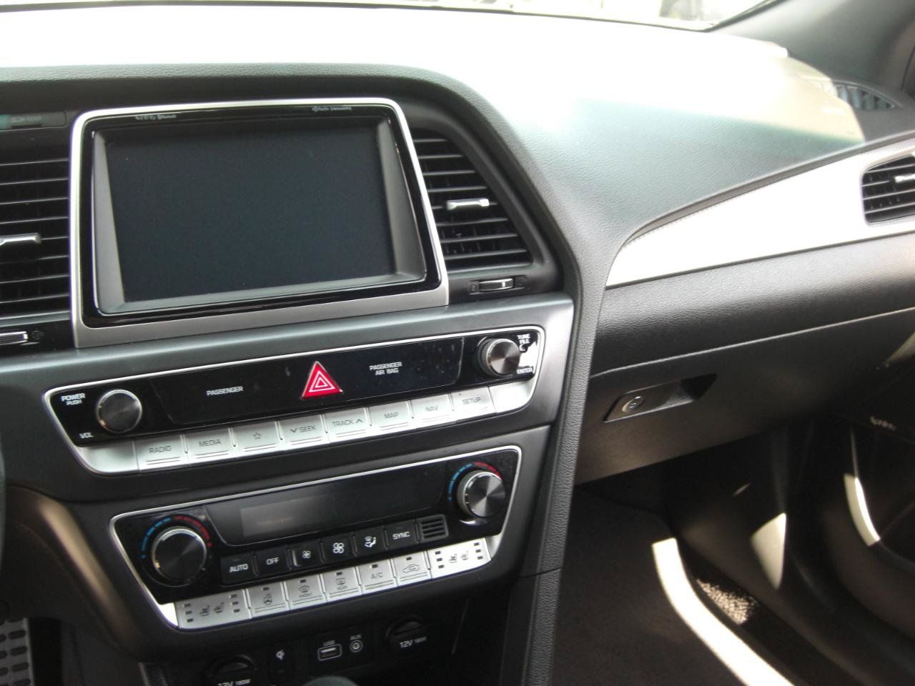 Used 2019 Hyundai Sonata Limited FWD image 8