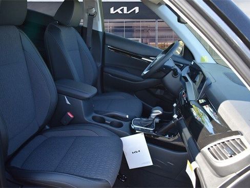 New 2026 Kia Seltos S image 12