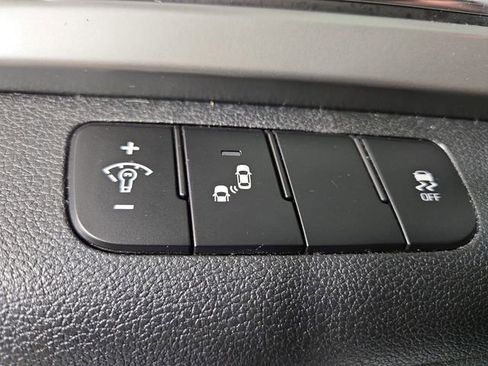 Used 2018 Hyundai Elantra SEL w/ Cargo Package image 26