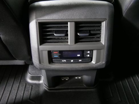 Used 2021 Volkswagen Atlas SEL AWD/4WD image 20