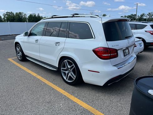 Used 2019 Mercedes-Benz GLS 550 4MATIC image 9