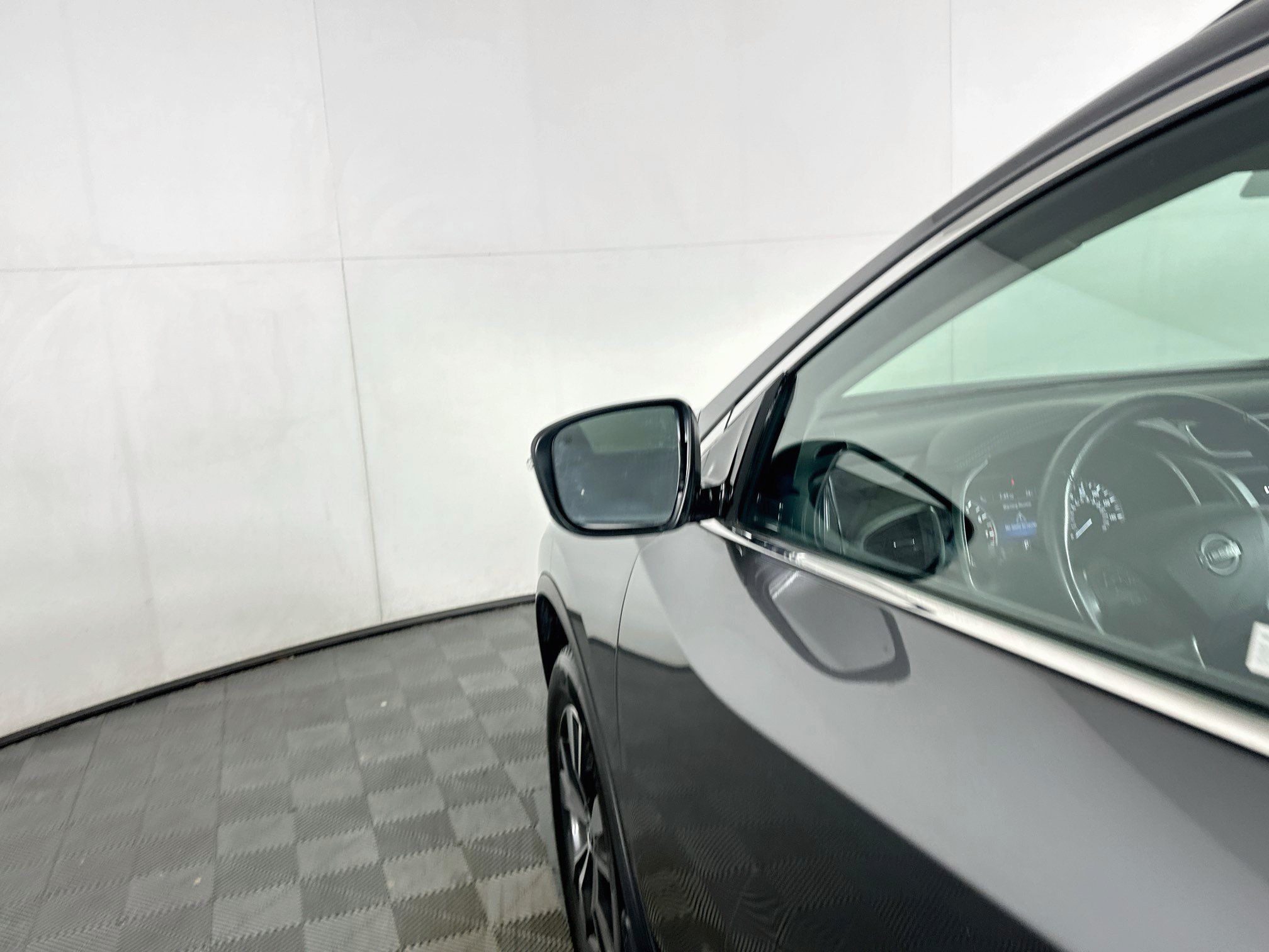 Used 2024 Nissan Murano SV FWD image 16