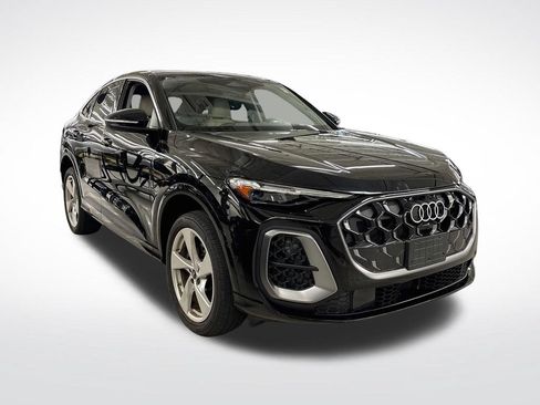 Used 2025 Audi Q5 Premium Plus w/ Premium Plus AWD/4WD image 7