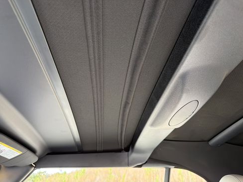 Used 2021 MINI Cooper S w/ Signature Upholstery Package image 29