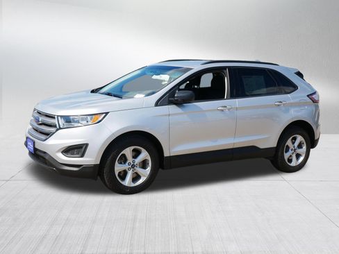 Certified 2017 Ford Edge SE AWD/4WD image 3