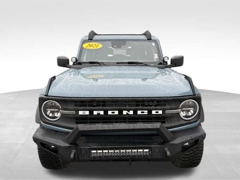 Used 2021 Ford Bronco Black Diamond w/ Sasquatch Package image 2