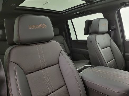 New 2025 Chevrolet Suburban High Country image 47