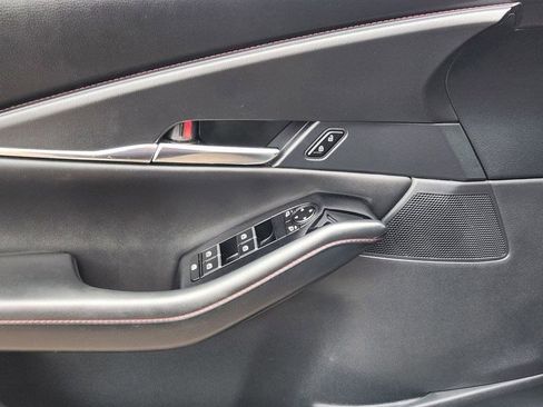 Used 2025 MAZDA CX-30 AWD 2.5 S w/ Preferred Package image 12