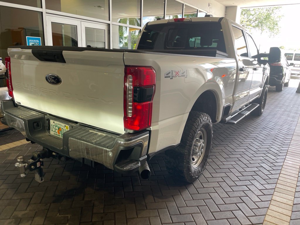 Used 2024 Ford F250 XL w/ 360-Degree Camera Package AWD/4WD image 3