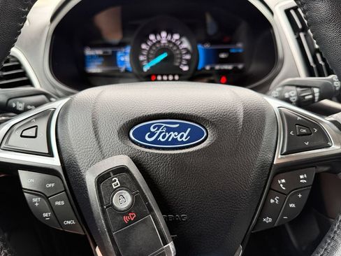Used 2024 Ford Edge SEL AWD/4WD image 41