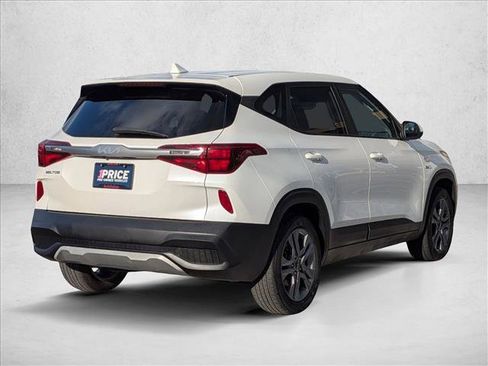 Used 2022 Kia Seltos LX image 5