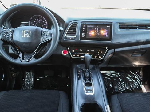 Used 2021 Honda HR-V EX image 16