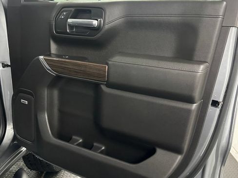 Used 2019 Chevrolet Silverado 1500 LT Trail Boss AWD/4WD image 36