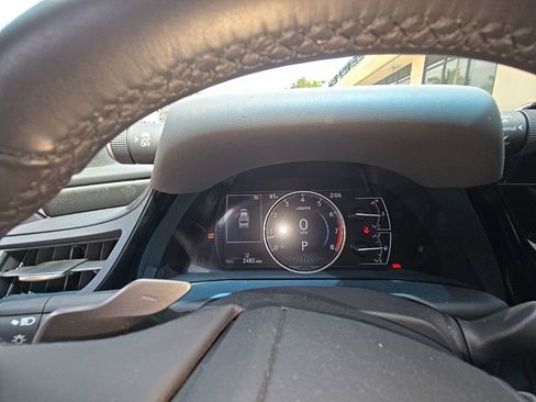 Used 2024 Lexus ES 350 w/ Premium Package image 18