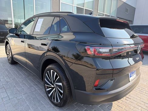 Certified 2024 Volkswagen ID.4 Pro AWD/4WD image 4
