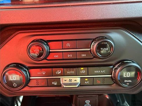 Used 2025 Ford Bronco Big Bend AWD/4WD image 13