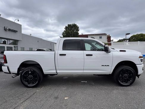 New 2026 RAM 2500 Big Horn AWD/4WD image 8