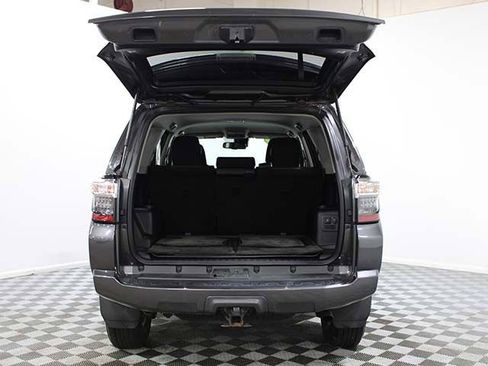 Certified 2023 Toyota 4Runner SR5 AWD/4WD image 15