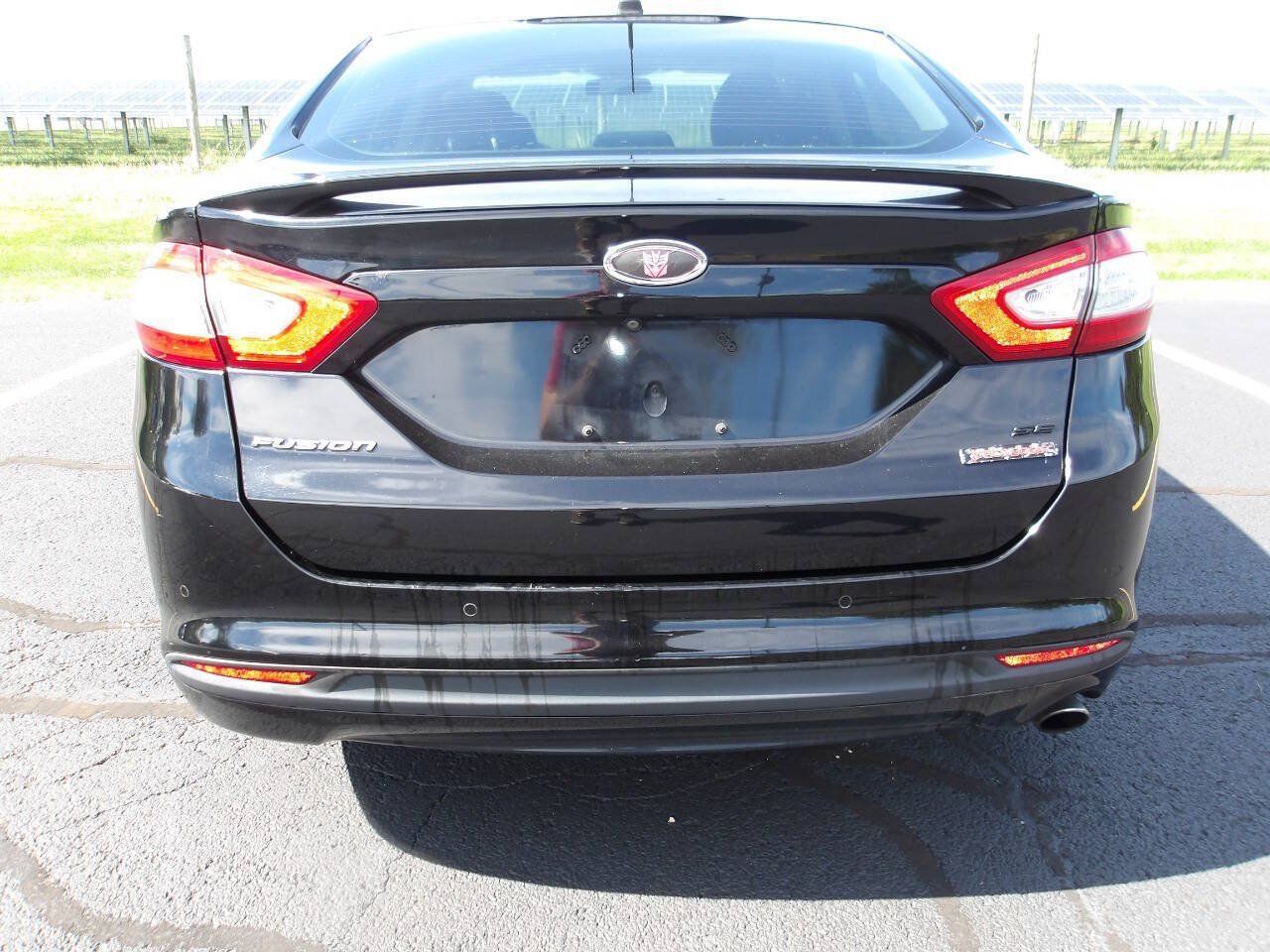 Used 2016 Ford Fusion SE FWD image 37