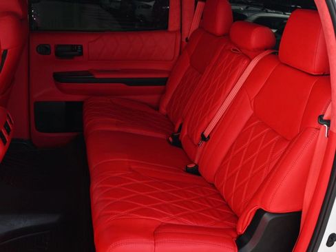 Used 2018 Toyota Tundra SR5 w/ SR5 Upgrade Package image 15