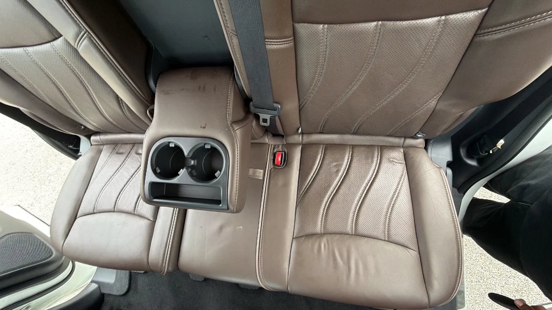 Used 2015 INFINITI QX60 Luxe w/ Deluxe Touring Package AWD/4WD image 40