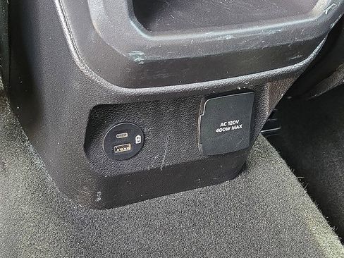 Used 2024 Ford Ranger XLT w/ Technology Package image 16