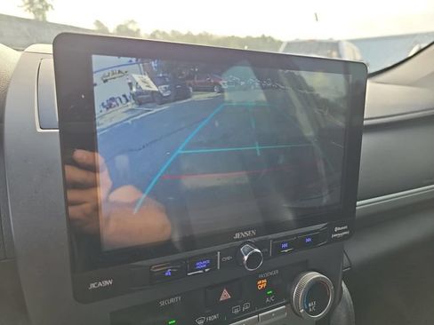 Used 2014 Toyota Camry SE w/ Moonroof Package FWD image 21