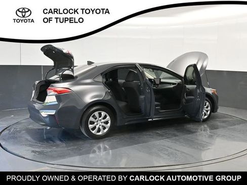 Used 2026 Toyota Corolla LE FWD image 58