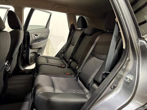 Used 2018 Nissan Rogue S w/ S Value Package image 14