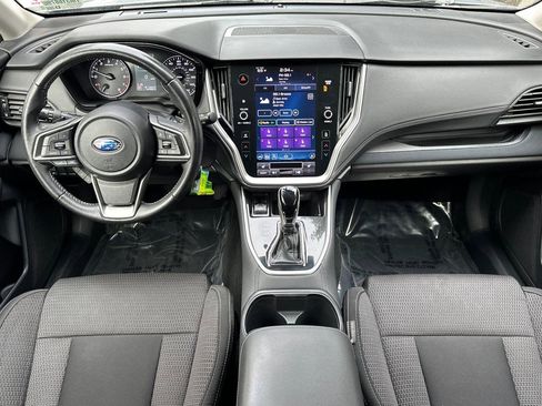 Used 2021 Subaru Outback Premium image 12