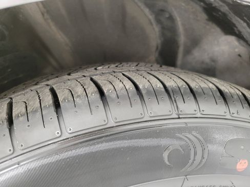 Used 2025 Nissan Altima 2.5 SV FWD image 4