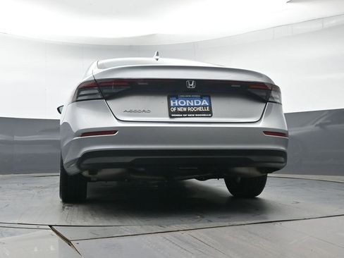 Used 2023 Honda Accord EX image 27