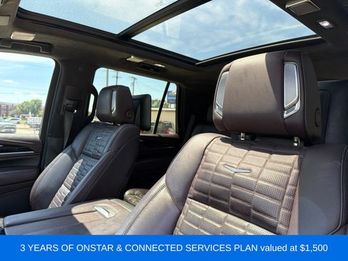 Used 2023 Cadillac Escalade Sport Platinum w/ LPO, ONYX Package AWD/4WD image 8
