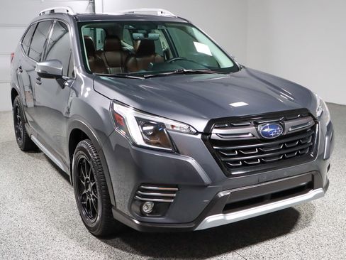 Used 2022 Subaru Forester Touring image 5
