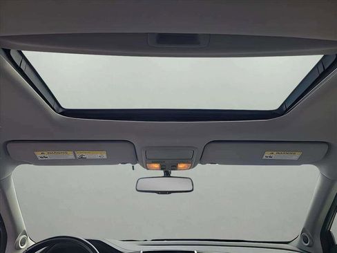 Used 2018 Honda Pilot EX-L image 12