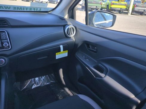 Certified 2025 Nissan Versa S w/ Trunk Package image 16