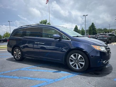 Used 2014 Honda Odyssey Touring image 4