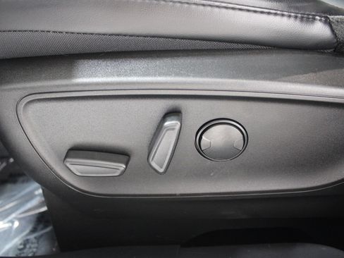 Used 2023 Ford Escape ST-Line w/ Tech Pack #1 FWD image 44